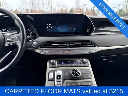 Used 2021 Hyundai Palisade Limited image 3