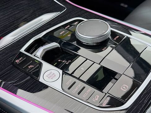 New 2026 BMW X5 xDrive40i w/ M Sport Package image 17