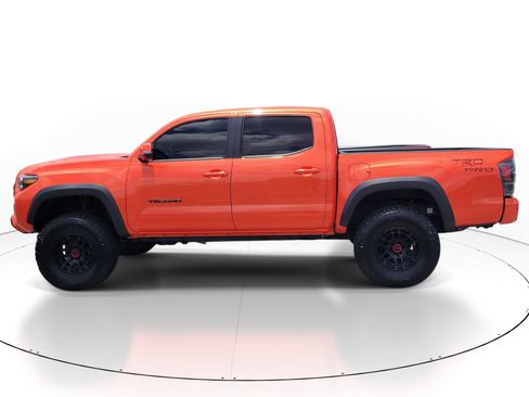 Used 2023 Toyota Tacoma TRD Pro AWD/4WD image 5