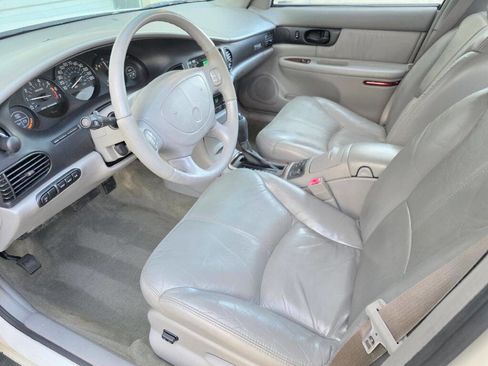 Used 2001 Buick Regal GS w/ Prestige Pkg image 7