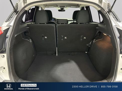 Used 2020 Nissan Kicks S image 32