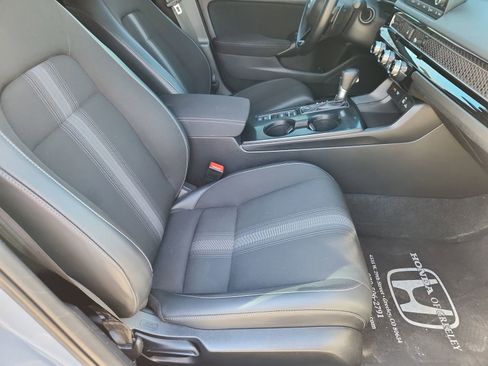 Used 2023 Honda Civic Sport image 15
