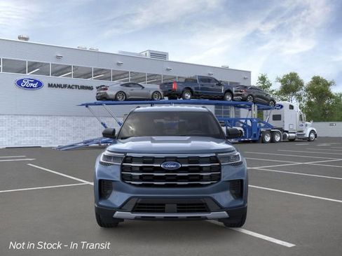 New 2026 Ford Explorer Active RWD image 6