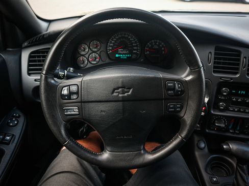 Used 2004 Chevrolet Monte Carlo SS image 18