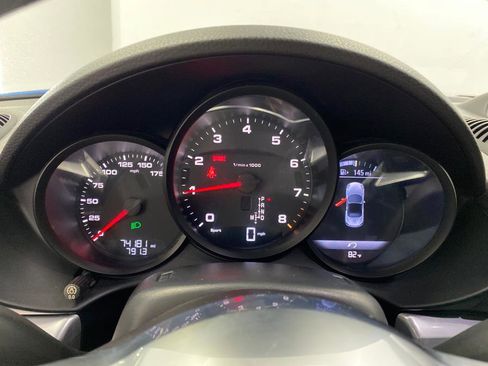 Used 2017 Porsche 718 Boxster image 41