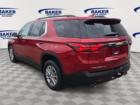 Used 2023 Chevrolet Traverse LT AWD/4WD image 5