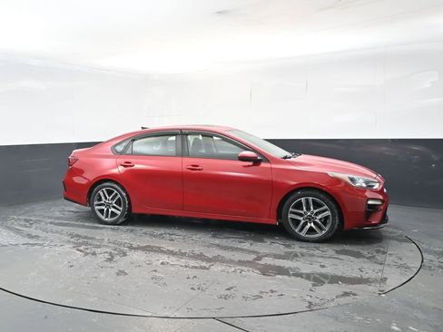 Used 2019 Kia Forte S w/ S Premium Package image 7