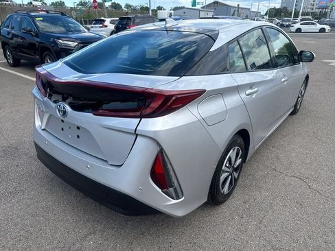 Used 2019 Toyota Prius Prime Advanced FWD image 8
