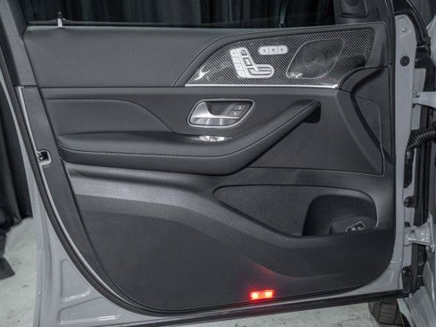 Used 2025 Mercedes-Benz GLE 63 AMG S image 11