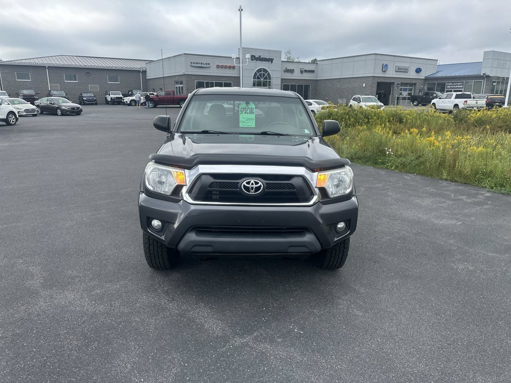 Used 2015 Toyota Tacoma 4x4 Double Cab w/ SR5 Package image 3