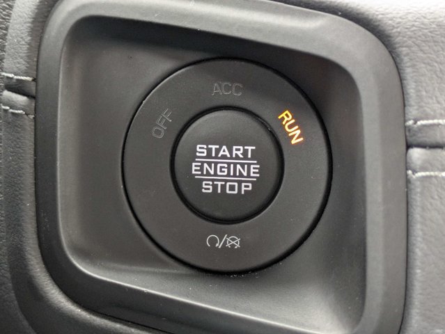 Certified 2026 Jeep Wrangler Unlimited Sahara AWD/4WD image 30