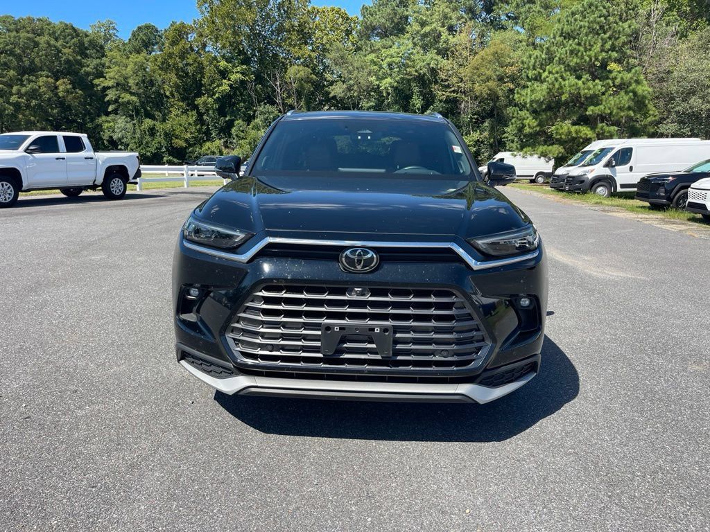 Used 2025 Toyota Grand Highlander AWD Hybrid image 8