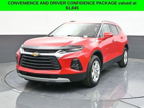 Used 2022 Chevrolet Blazer LT image 2