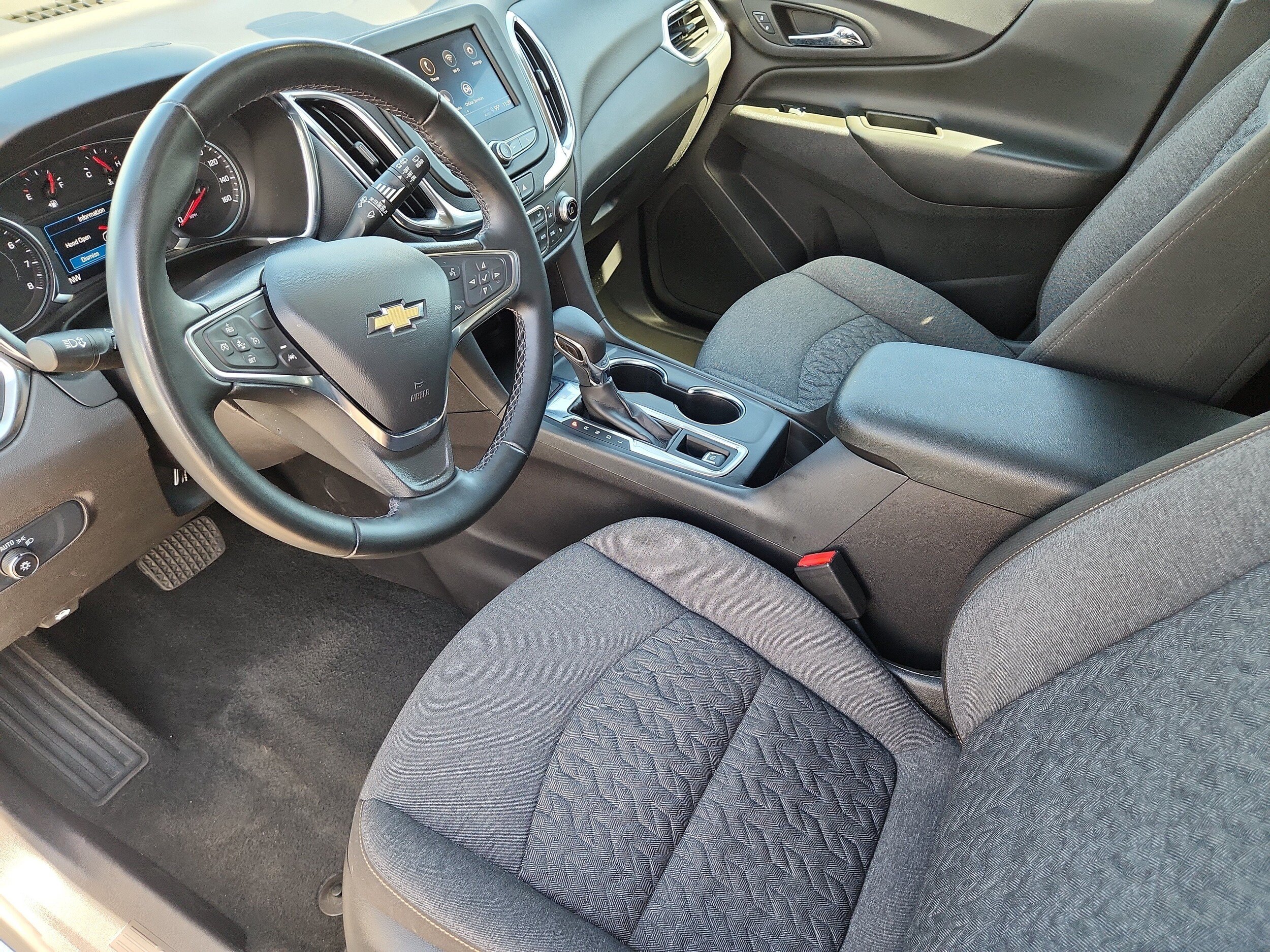 Used 2024 Chevrolet Equinox LT AWD/4WD image 9