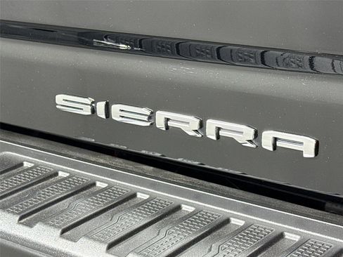 Used 2024 GMC Sierra 2500 Denali Ultimate AWD/4WD image 15