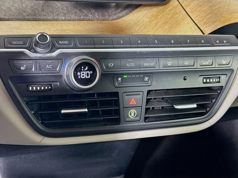 Used 2014 BMW i3 image 23