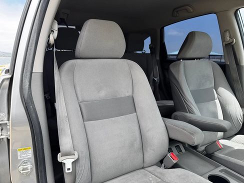 Used 2011 Honda CR-V SE image 20