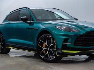 Used 2025 Aston Martin DBX 707 video 2