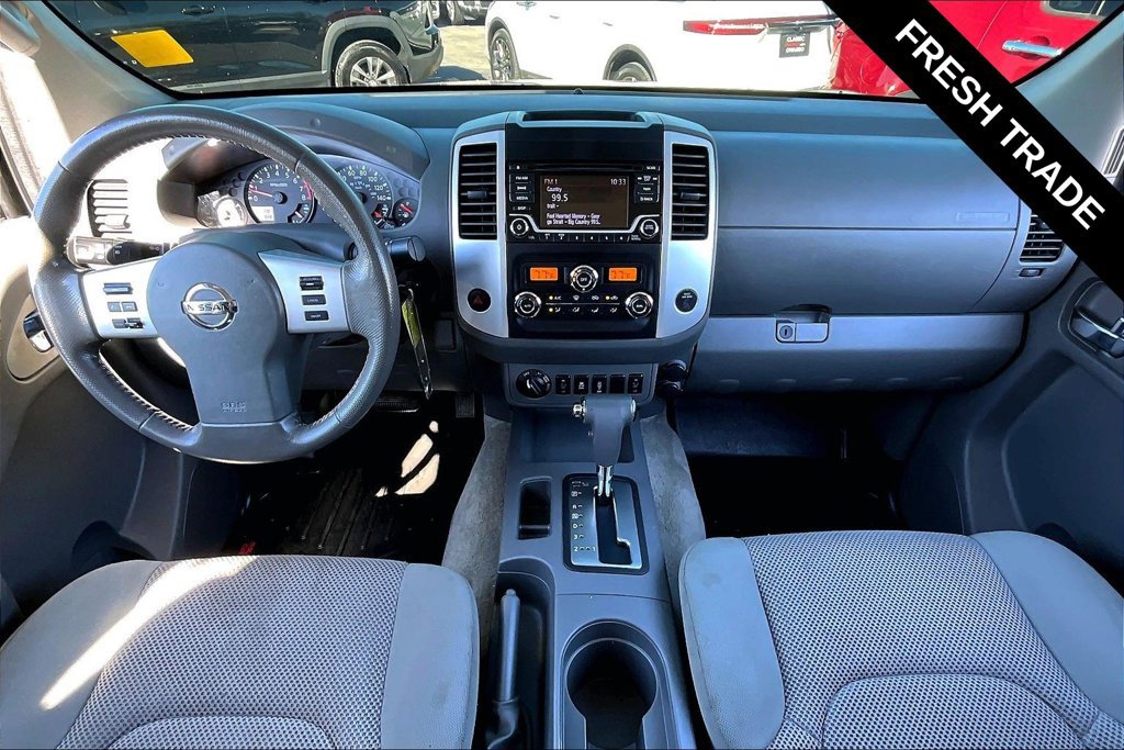 Used 2016 Nissan Frontier SV w/ SV Value Truck Package AWD/4WD image 5