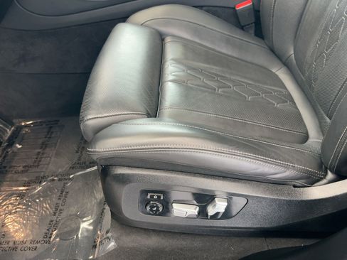 Used 2025 BMW X5 xDrive50e AWD/4WD image 14
