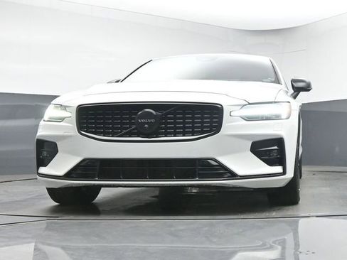 Used 2024 Volvo S60 B5 Plus w/ Climate Package FWD image 16