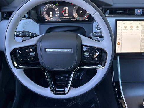 New 2026 Land Rover Range Rover Velar Dynamic SE image 25