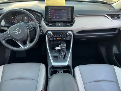 Certified 2019 Toyota RAV4 XLE Premium image 20