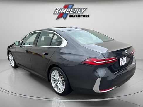 Certified 2024 BMW 530i w/ Premium Package image 3