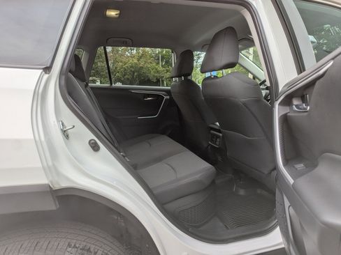 Used 2024 Toyota RAV4 XLE image 41