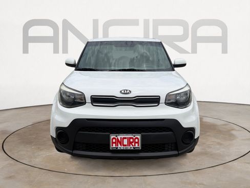 Used 2017 Kia Soul FWD image 5