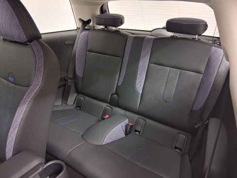 Used 2025 MINI Cooper 2-Door Hardtop image 25