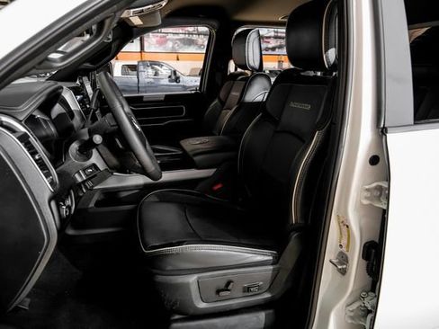Used 2026 RAM 3500 Laramie AWD/4WD image 38