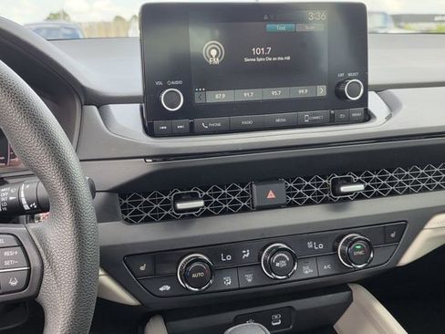 Used 2023 Honda Accord EX image 9