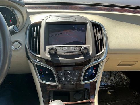 Used 2014 Buick LaCrosse Leather FWD image 14