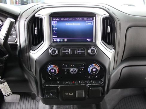 Used 2023 Chevrolet Silverado 2500 LT image 21