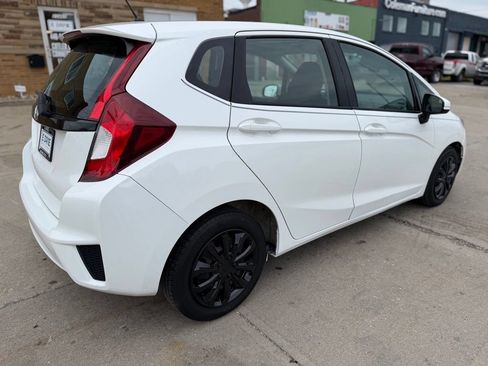 Used 2017 Honda Fit LX image 4