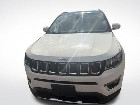 Used 2019 Jeep Compass Limited w/ Safety & Security Group AWD/4WD image 2
