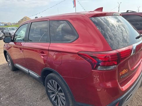 Used 2019 Mitsubishi Outlander SE FWD image 8