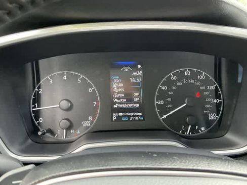 Used 2025 Toyota Corolla SE FWD image 27