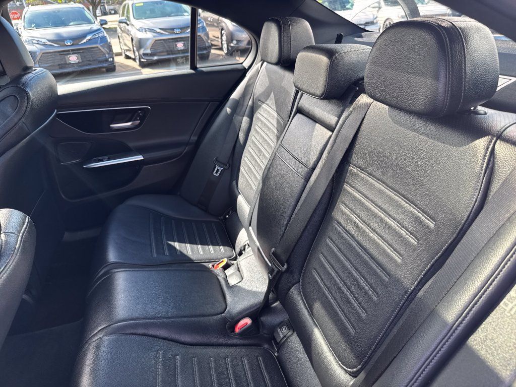 Used 2024 Mercedes-Benz C 300 4MATIC Sedan image 32