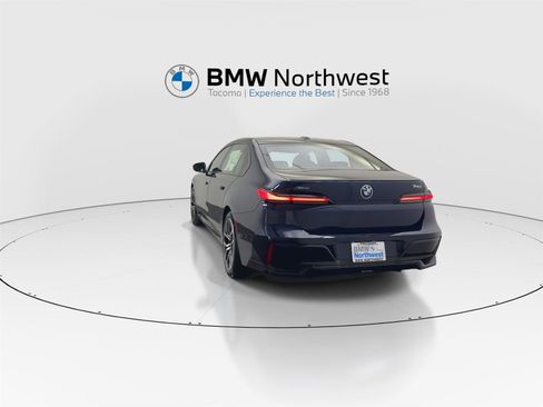 New 2026 BMW 740i xDrive w/ Executive Package image 13