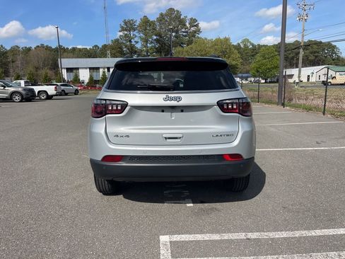 Certified 2025 Jeep Compass Limited AWD/4WD image 6