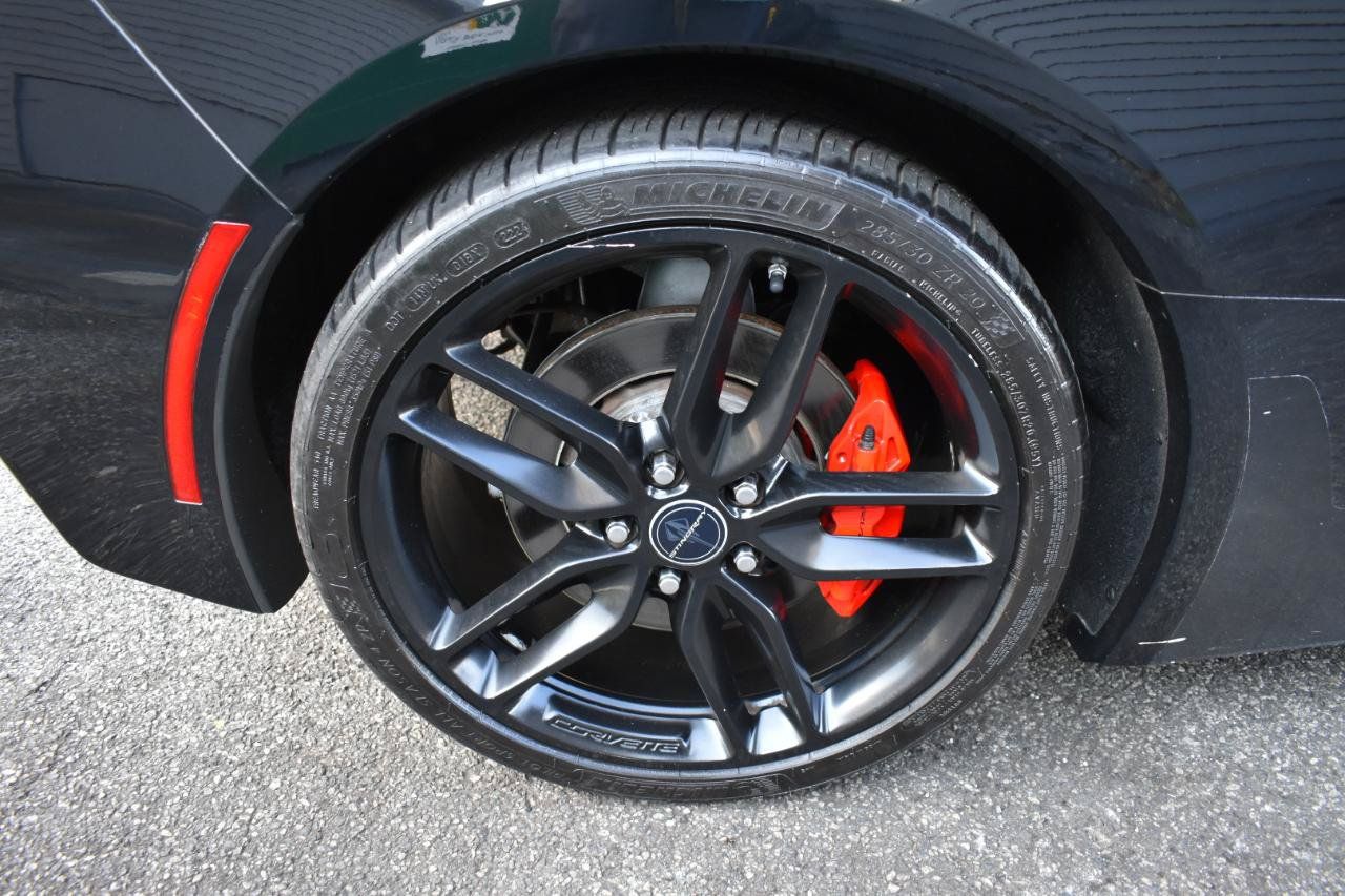 Used 2014 Chevrolet Corvette Stingray Coupe w/ Battery Protection Package RWD image 32