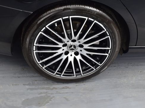 Used 2023 Mercedes-Benz C 300 Sedan w/ Exclusive Trim Package image 8