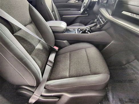 Certified 2024 Chevrolet Traverse LS w/ Midnight/Sport Edition image 26