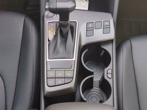 New 2026 Kia Sportage EX FWD image 18