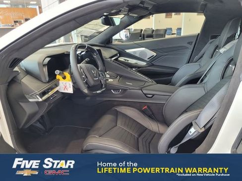 New 2025 Chevrolet Corvette E-Ray image 4