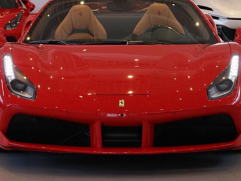 Certified 2019 Ferrari 488 Spider RWD image 32