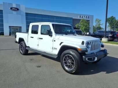Used 2022 Jeep Gladiator Overland w/ LED Lighting Group