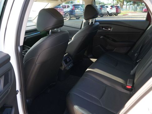 Used 2024 Honda Accord Touring image 19